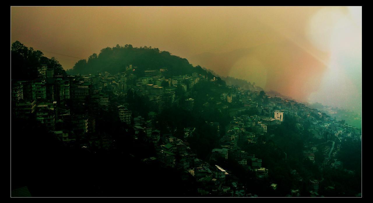 Jain Group Sikkim Continental Hotel กังต็อก ภายนอก รูปภาพ