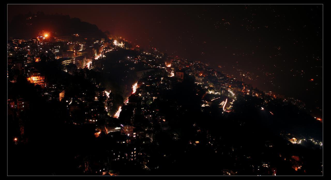 Jain Group Sikkim Continental Hotel กังต็อก ภายนอก รูปภาพ